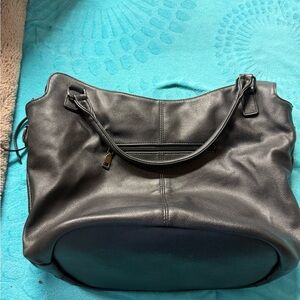 Chic Black Leather Shoulder Bag